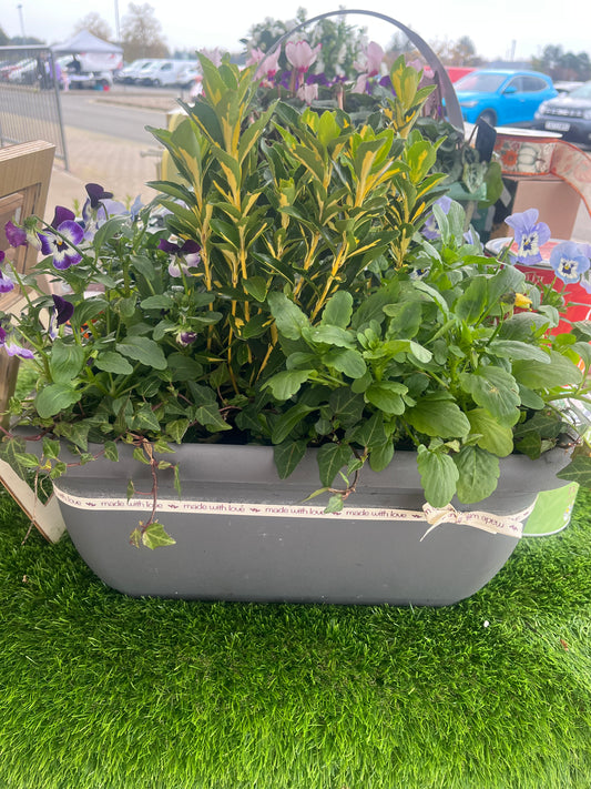 Bedding Trough